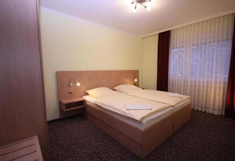 带2个卧室的公寓, Cafe Schneidewind