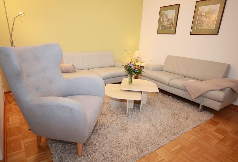 带1个卧室的舒适公寓, Cafe Schneidewind