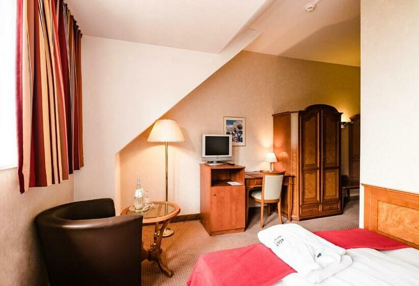 Номер Стандарт Индивидуальный, Das 53°