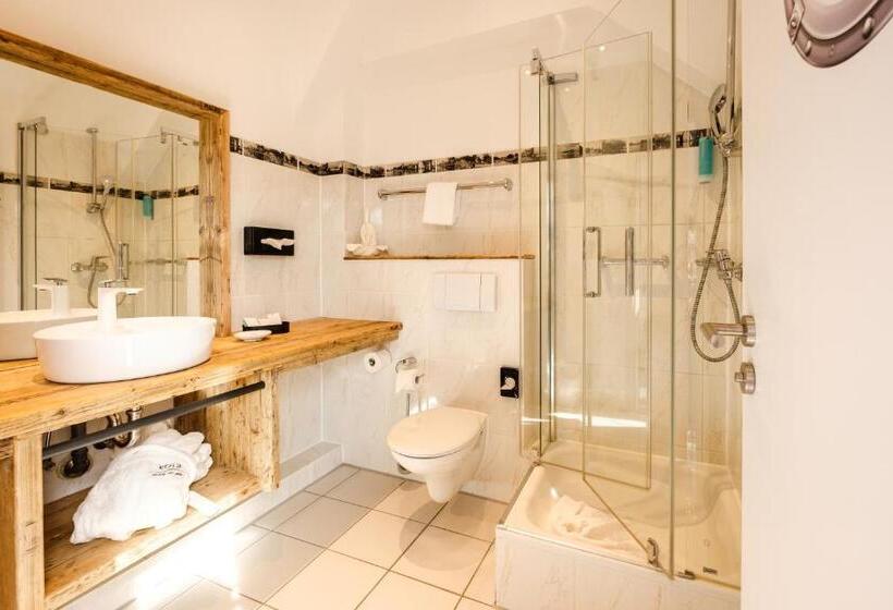 Номер Стандарт Индивидуальный, Das 53°