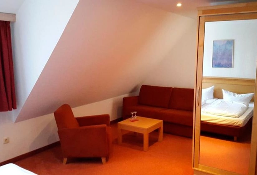 家庭间, Der Schöne Asten   Resort Winterberg