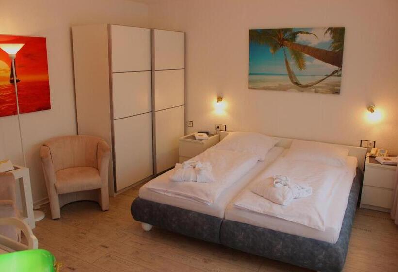 标准间, Garni La Mer