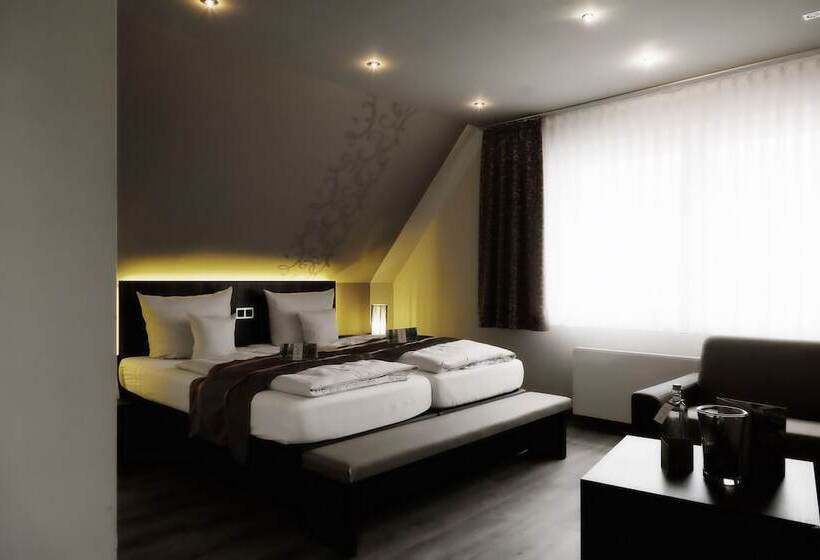 家庭间, Villa Silva   Oberhof   Nebenhaus Konsum Berghotel Oberhof