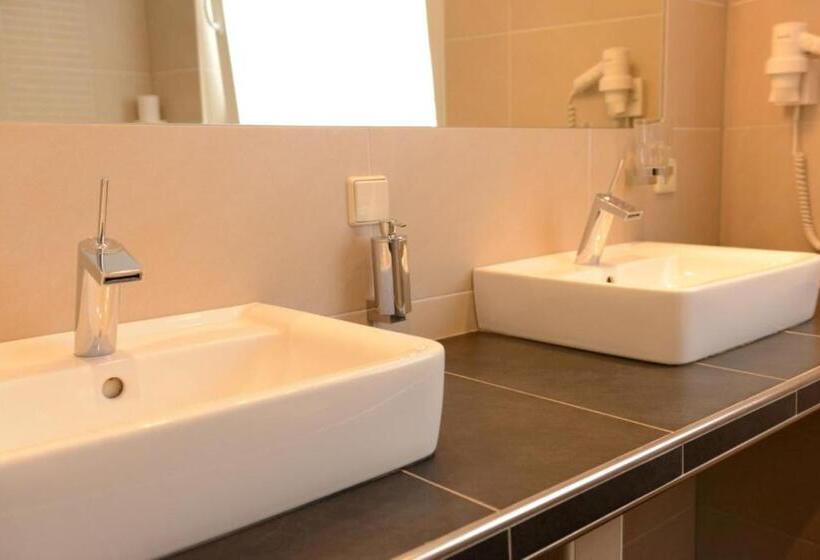 スタンダードルーム, La Baia