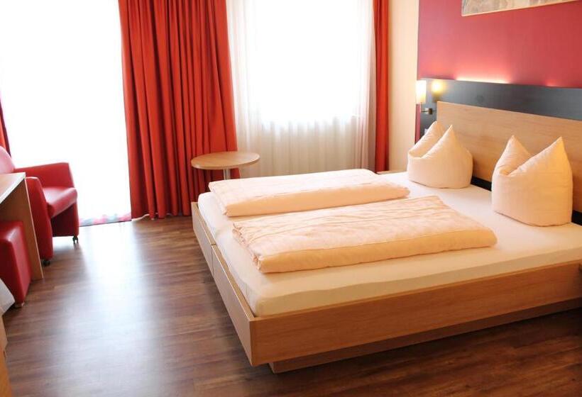 スタンダードルーム, La Baia