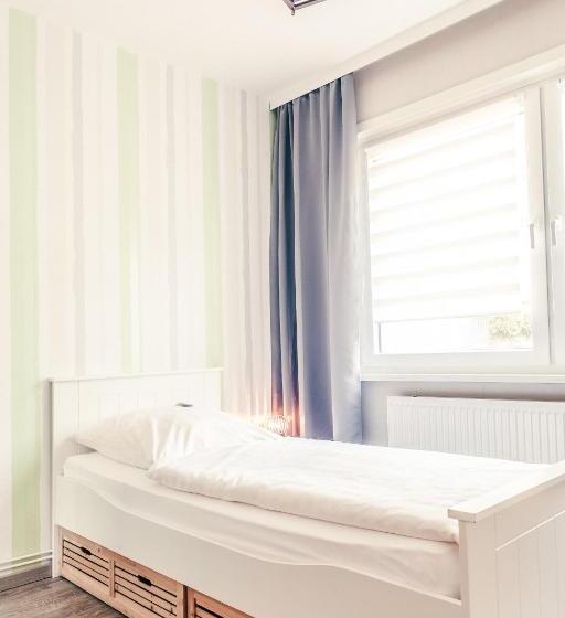 חדר סטנדרט יחיד, Memory