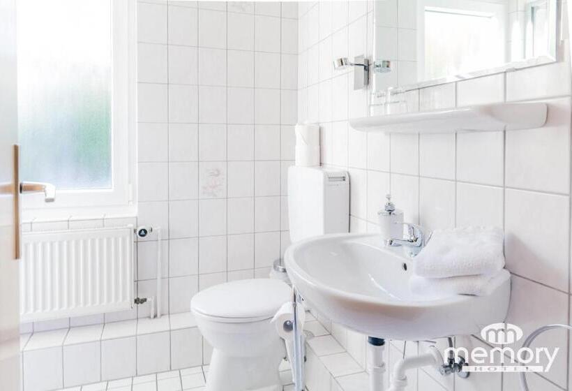 חדר סטנדרט, Memory