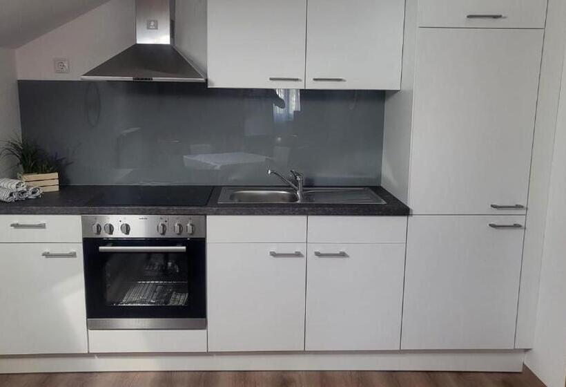 침실 2개 아파트, Pension Geiger