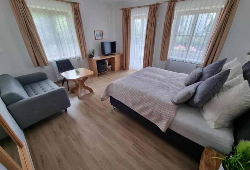 발코니 디럭스 룸, Pension Geiger