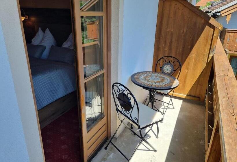 발코니 디럭스 룸, Pension Geiger