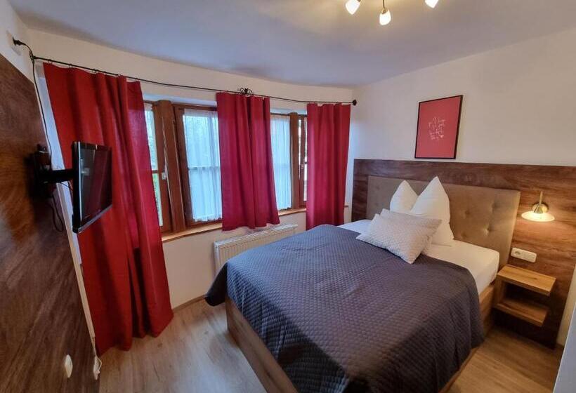 싱글 디럭스 룸, Pension Geiger