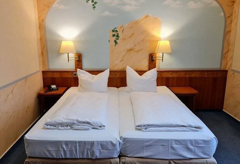 Номер Стандарт, Restaurant Felix