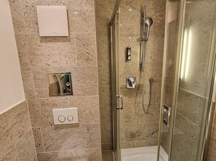 Номер Стандарт, Restaurant Felix