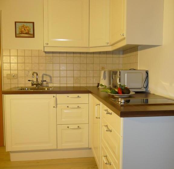 Huoneisto 1 Makuuhuone, Schlossberghof Marzoll