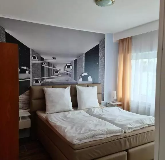 Camera Standard, Sofia