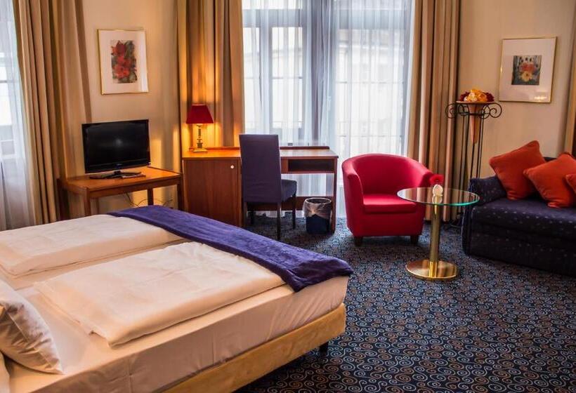 Номер Комфорт, Stadt