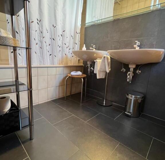 Номер Комфорт, Stadt