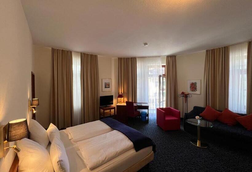 Номер Комфорт, Stadt