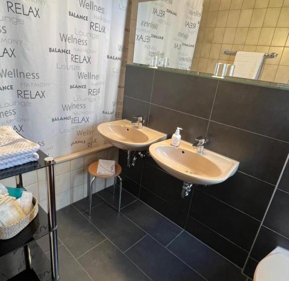 Номер Комфорт, Stadt