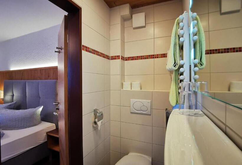 スタンダードルーム, Waldmann