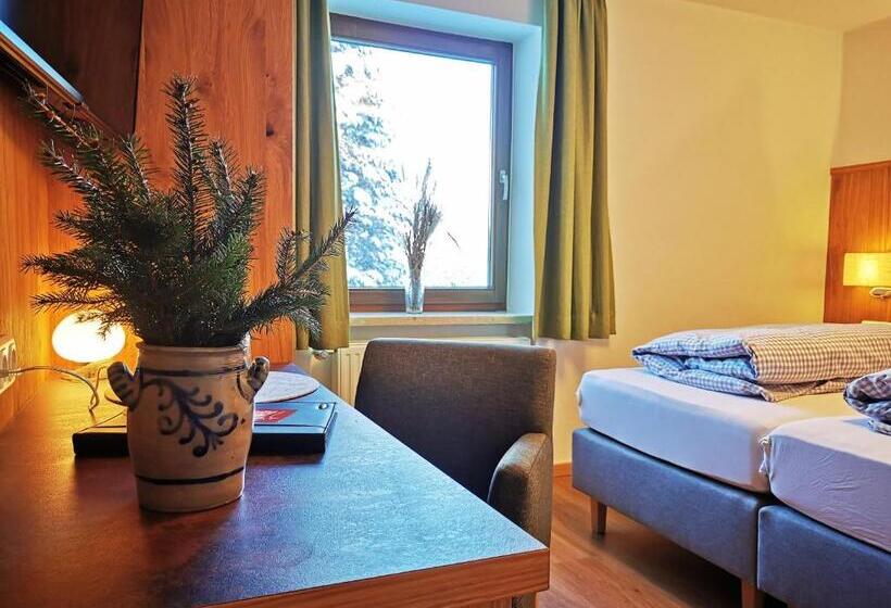 スタンダードルーム, Waldmann