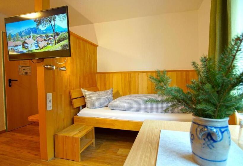 スタンダードトリプルルーム, Waldmann