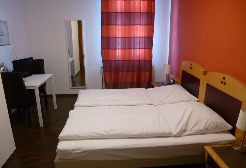 غرفة قياسية, Zum Lowen