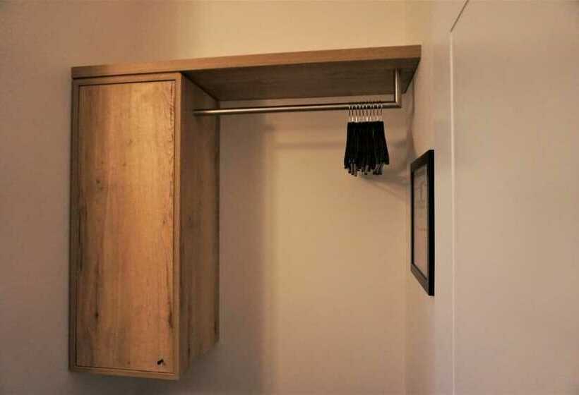 غرفة كلاسيكية, Diesonne