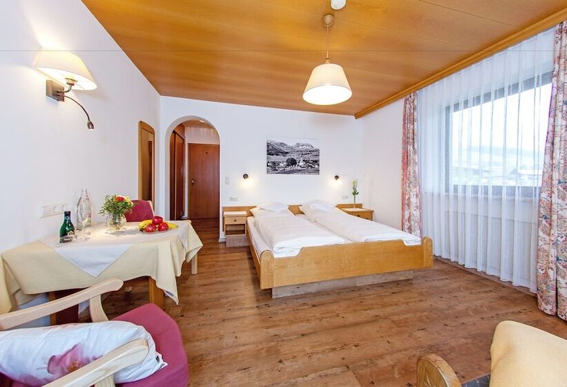 Komfort Trippelrum, Gastehaus Flora