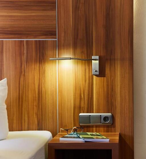 컴포트 룸, Restaurant Erber