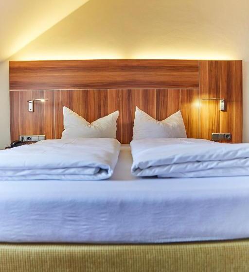 컴포트 룸, Restaurant Erber