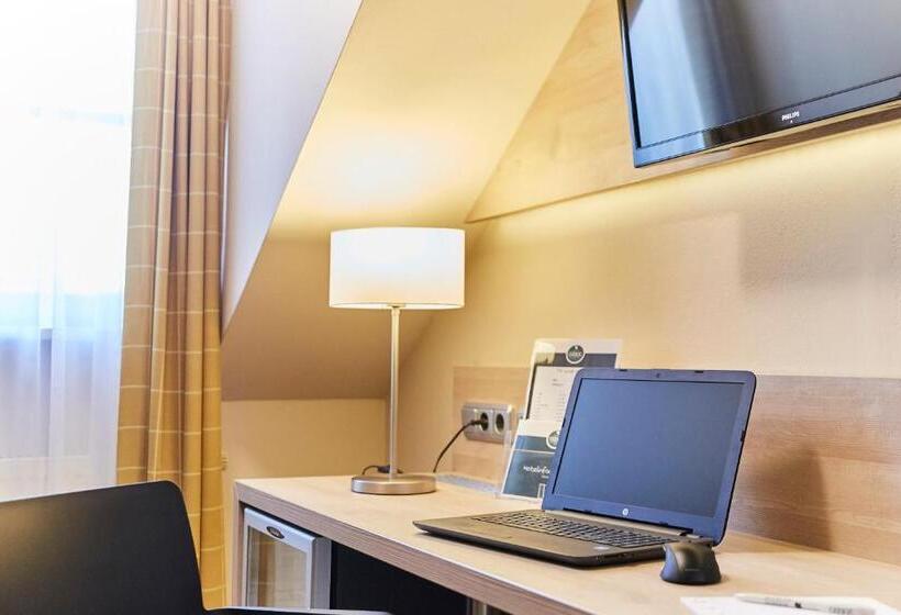 디럭스 룸, Restaurant Erber