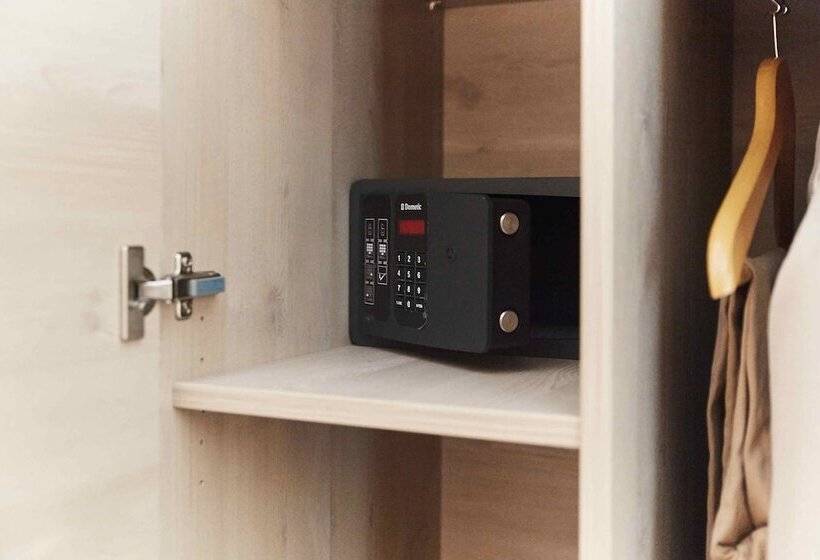 디럭스 룸, Restaurant Erber