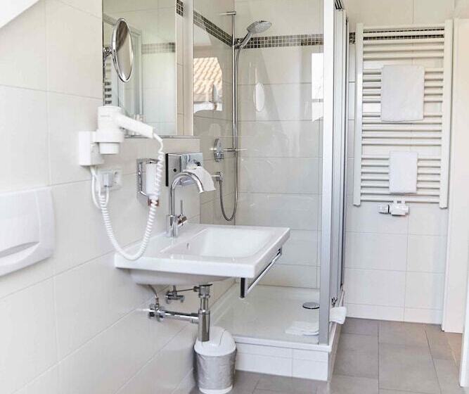 디럭스 룸, Restaurant Erber