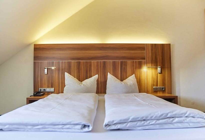 컴포트 룸, Restaurant Erber