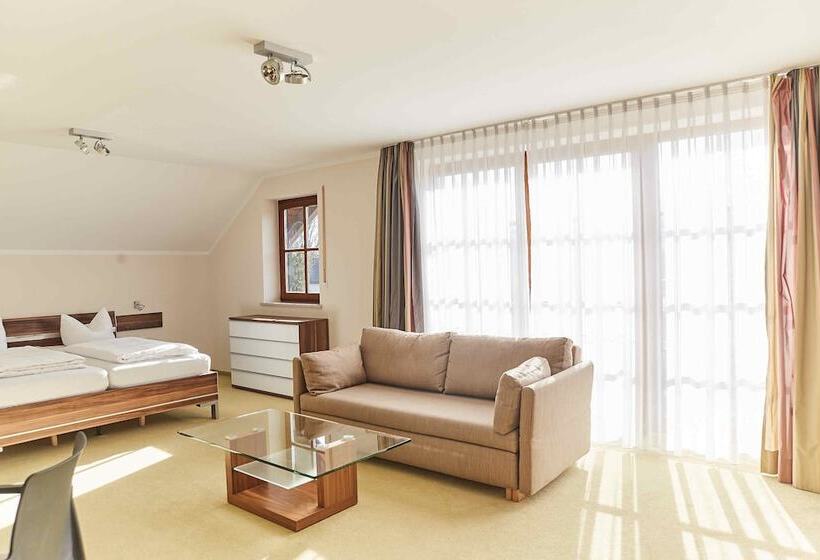 주니어 스위트, Restaurant Erber