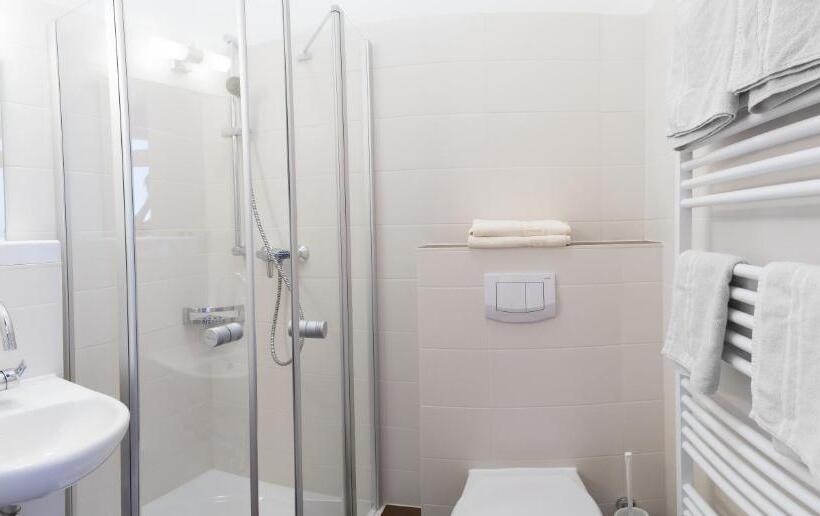 Номер Стандарт, Vitalhotel König Am Park
