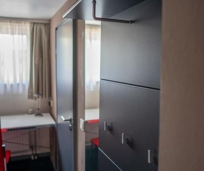 单人经济间, Berghotel Johanneshöhe