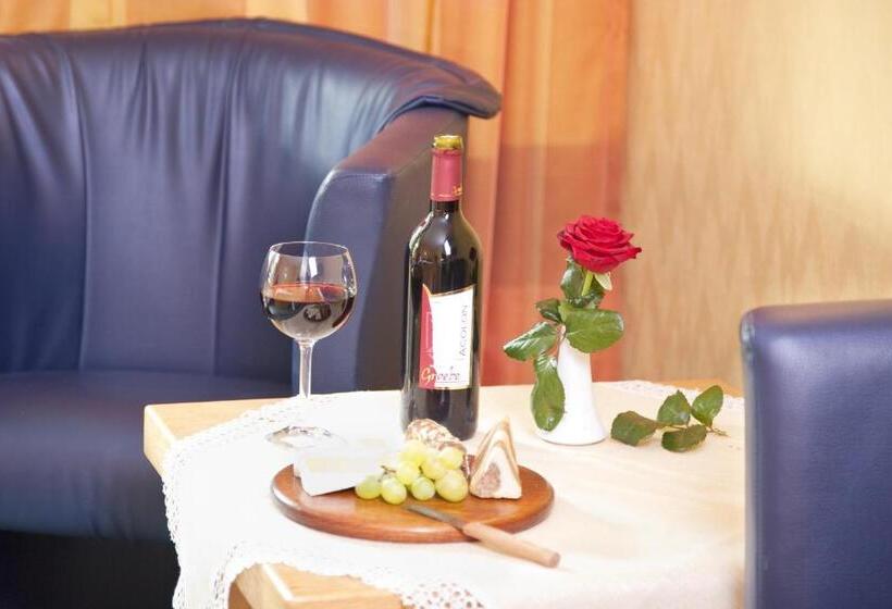 Номер Стандарт с Балконом, Bio Hotel Upländer Hof