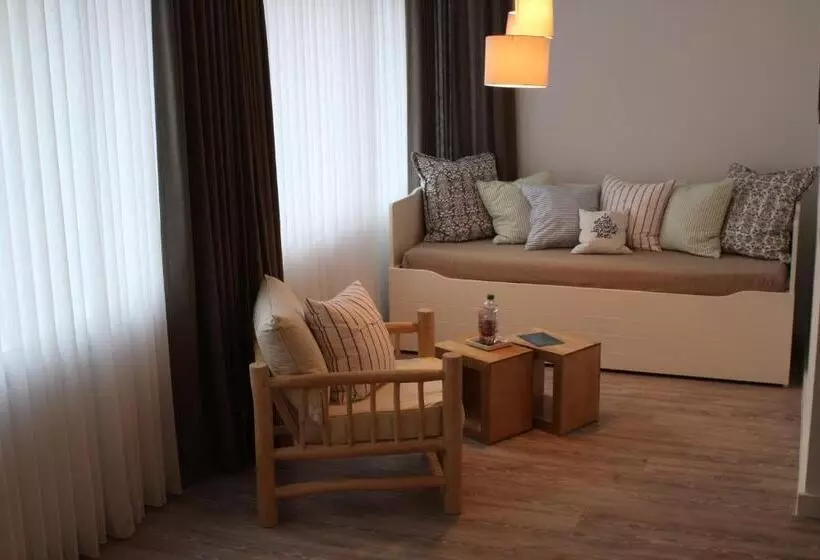 スタンダードルーム, Frühstückshotel Fürstenwerth