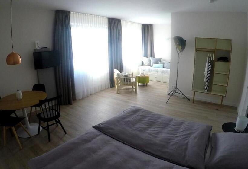 غرفة بريميوم رباعية, Frühstückshotel Fürstenwerth