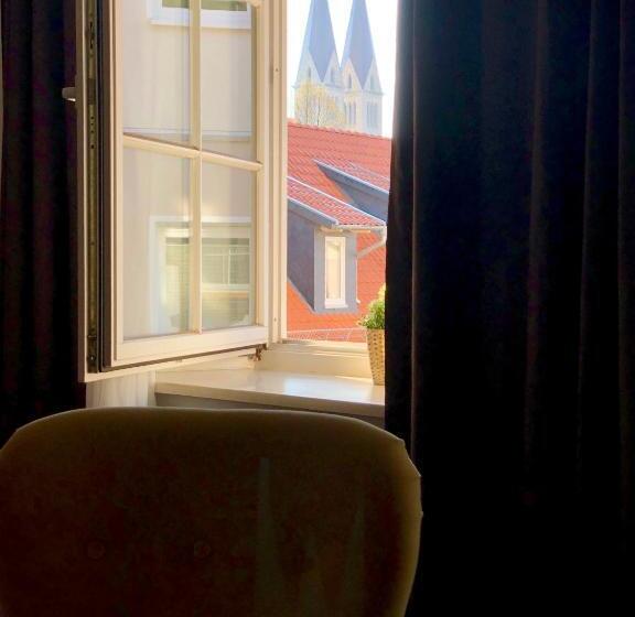 スーペリアールーム, Abtshof