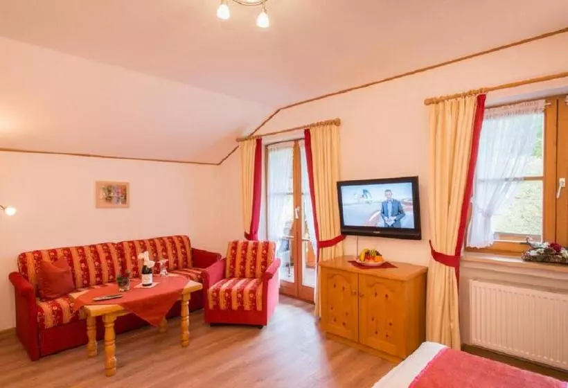 コンフォートルーム, Alpspitz B&b