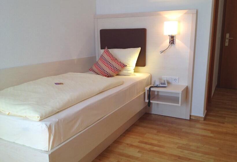 غرفة قياسية فردية, Am Quellberg