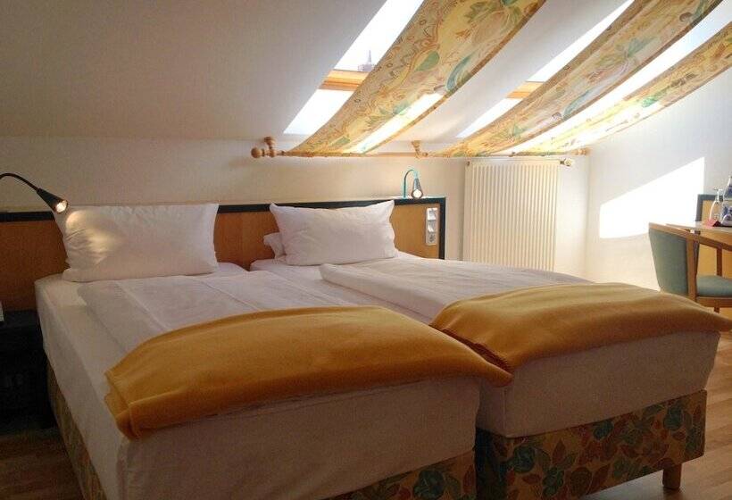 غرفة قياسية, Am Quellberg