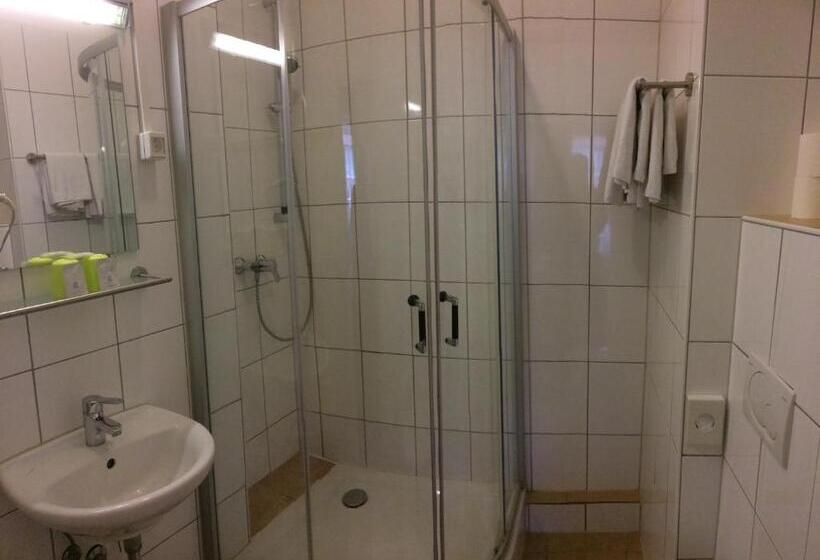 스탠다드 트리플 룸, Apollo