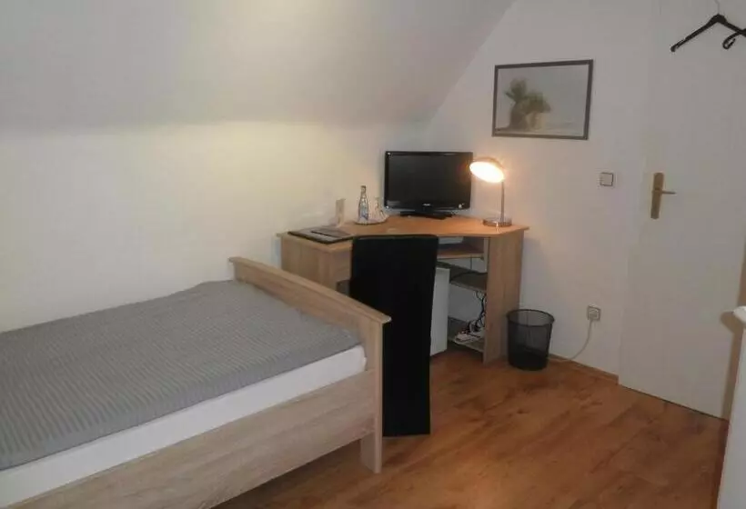 Standard Yhden Hengen Huone, Bennetts Restaurant Und