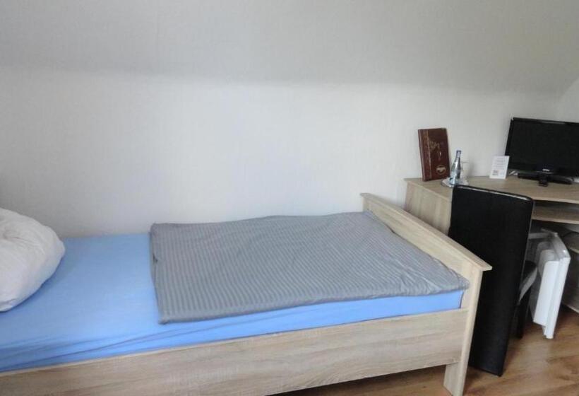 Номер Стандарт Индивидуальный, Bennetts Restaurant Und