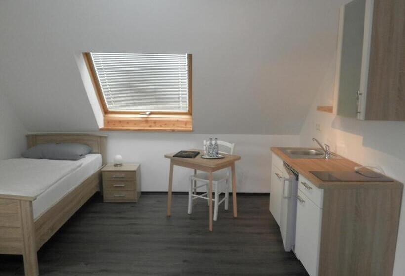 Апартаменты 1 Спальня, Bennetts Restaurant Und