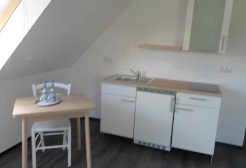 Апартаменты 1 Спальня, Bennetts Restaurant Und